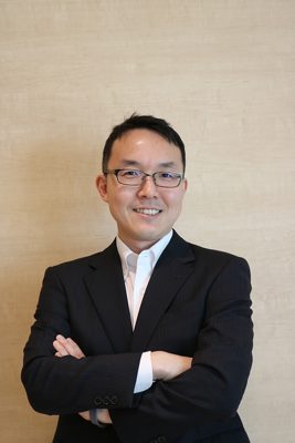 小嶋 智彰 氏